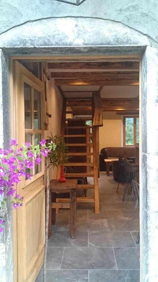 Ferme Familiale Chez Lili Villa Alex Exterior foto
